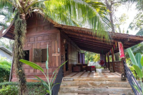 Bungalow Basil on Koh Mak Island Thai-style charming accommodation